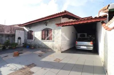 Casa lado praia, com 3 dormitórios (1 suítes) em peruíbe