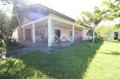 Casa em peruíbe em 2 lotes de terreno com 3 quartos e edícula completa