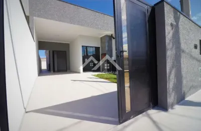 Casa nova a venda em peruíbe com 2 quartos e quintal com espaço para piscina