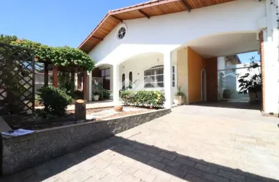 Casa com 3 quartos à venda na Mar E Sol, 35, Jardim Mar E Sol, Peruíbe