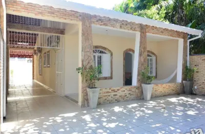 Casa com 4 quartos à venda na Centro, Centro, Peruíbe