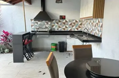 Casa para Venda em Mogi das Cruzes, Jundiapeba, 3 dormitórios, 1 suíte, 3 banheiros, 4 vagas