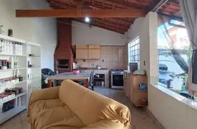 Casa para Venda em Mogi das Cruzes, Vila Industrial, 3 dormitórios, 2 banheiros, 4 vagas