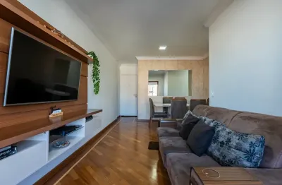 Você está prestes a descobrir um verdadeiro refúgio no coração de são paulo. este impressionante apartamento, em ótimo estado, com estilo moderno e reformado, está localizado no charmoso bairro vila g