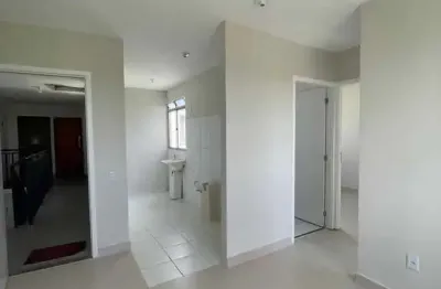 Apartamento 2/4 reformado e pronto para morar no recanto de abrantes - oportunidade imperdível!