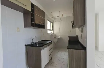 Apartamento com 3 quartos para alugar na Rua Ministro Antônio Carlos Magalhães, 447, Buraquinho, Lauro de Freitas