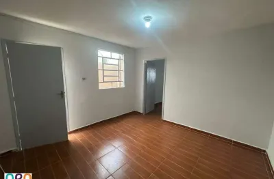 Casa com 1 quarto para alugar na Rua João Rodrigues Pires, 293, Vila Carmem, São Paulo