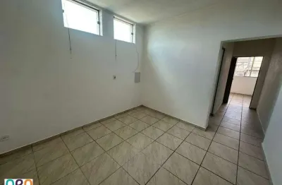 Casa com 2 quartos para alugar na Rua Ivo Temporim, 10, Jardim Tango, São Paulo