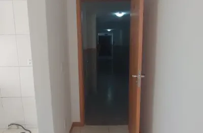 Apartamento com 2 quartos para alugar no Buraquinho, Lauro de Freitas 