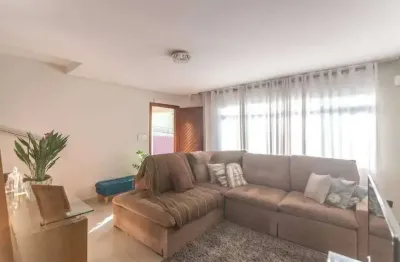 Casa com 4 quartos à venda na Rua Sérgio Milliet, 652, Jordanópolis, São Bernardo do Campo, 320 m2 por R$ 720.000