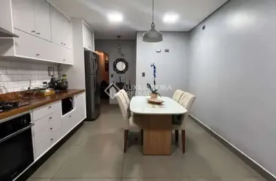 Casa com 3 quartos à venda na rubens filgueiras, 15, jardim guapituba, mauá, 200 m2 por r$ 790.000
