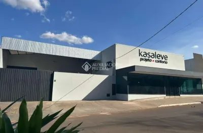 Prédio à venda na bernardino flora furlan, 1, parque industrial toufik rachid razuk, pederneiras, 1350 m2 por r$ 2.100.000