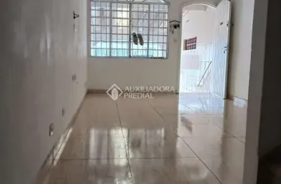Casa com 2 quartos à venda na Rua Aliomar Baleeiro, 37, Alves Dias, São Bernardo do Campo, 114 m2 por R$ 450.000