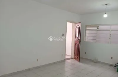 Casa com 2 quartos para alugar na rua votorantim, 271, barcelona, são caetano do sul, 70 m2 por r$ 2.500