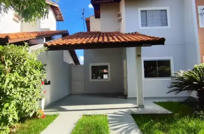Casa em condomínio fechado com 3 quartos para alugar na Rua Caldas Aulete, 635, Coopharádio, Campo Grande