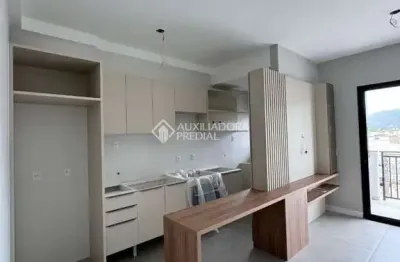 Apartamento com 1 quarto à venda na rua leonel pereira, 715, cachoeira do bom jesus, florianópolis, 42 m2 por r$ 735.000