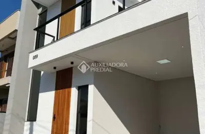 Casa com 2 quartos à venda na servidão pedro manoel dos santos, 89, ingleses do rio vermelho, florianópolis, 148 m2 por r$ 809.000