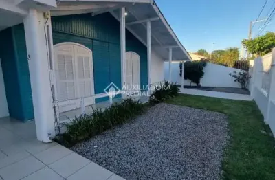 Casa com 3 quartos à venda na rua osvaldo rogério braga, 472, ingleses do rio vermelho, florianópolis, 102 m2 por r$ 998.000
