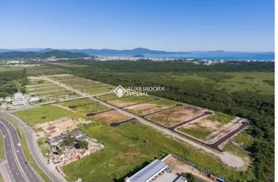 Terreno em condomínio fechado à venda na rodovia armando calil bulos, 1, vargem grande, florianópolis, 450 m2 por r$ 605.000