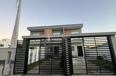 Casa com 2 quartos à venda na servidão ernesto pereira dos anjos, 637, são joão do rio vermelho, florianópolis, 85 m2 por r$ 429.000