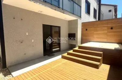 Casa com 3 quartos à venda na Servidão Maria Tomasia Cabral, 18, Ingleses do Rio Vermelho, Florianópolis, 150 m2 por R$ 876.000