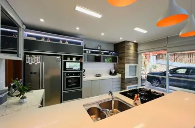 Casa com 3 quartos à venda na rua das cabreúvas, 455, pedra branca, palhoça, 290 m2 por r$ 1.990.000