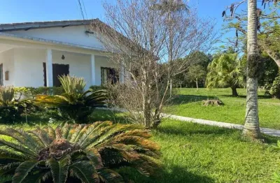 Casa com 6 quartos à venda na santana, 134, vila nova, imbituba, 533 m2 por r$ 2.240.000