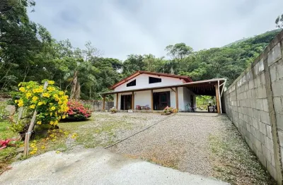 Casa com 2 quartos à venda na renato ramos da silva, 5, vila nova, imbituba, 130 m2 por r$ 1.100.000
