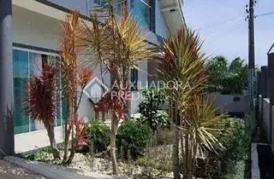 Casa com 4 quartos à venda na antônio bittencourt capanema, 858, 114, centro, imaruí, 132 m2 por r$ 450.000