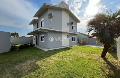 Casa com 3 quartos à venda na vila paraíso, 2222, vila nova, imbituba, 200 m2 por r$ 800.000