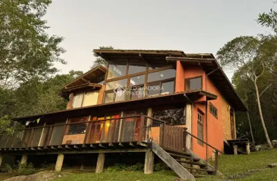 Casa com 3 quartos à venda na general bento gonçalves de souza medeiros, 22, encantada, garopaba, 250 m2 por r$ 3.800.000