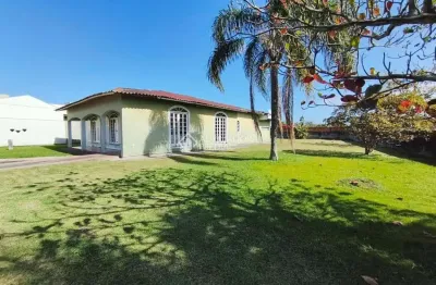 Casa com 6 quartos à venda na ascendino hermínio joaquim, 251, vila nova, imbituba, 208 m2 por r$ 990.000