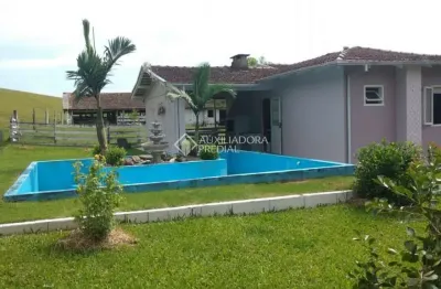 Fazenda à venda na vila paraíso, 66, vila nova, imbituba, 220 m2 por r$ 750.000
