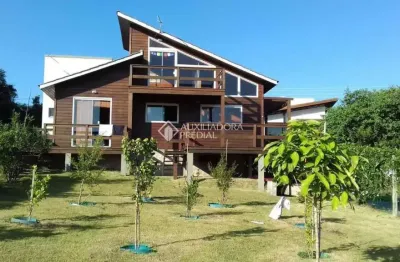 Casa com 2 quartos à venda na ataide manoel da rosa, 152, alto arroio, imbituba, 70 m2 por r$ 690.000