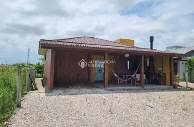 Casa com 1 quarto à venda na 1668, 150, Araçatuba, Imbituba, 75 m2 por R$ 298.000