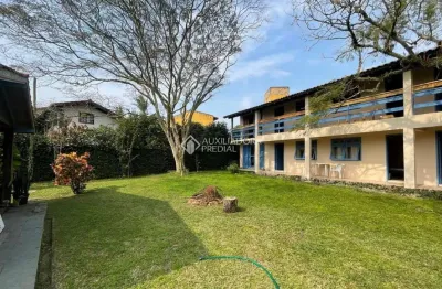 Prédio à venda na das bromélias, 1111, praia da ferrugem, garopaba, 442 m2 por r$ 2.820.000