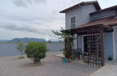 Casa com 2 quartos à venda na adílio borges, 02, alto arroio, imbituba, 140 m2 por r$ 720.000
