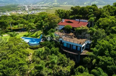 Casa com 3 quartos à venda na augusto germano wilke, 520, praia da silveira, garopaba, 439 m2 por r$ 5.500.000
