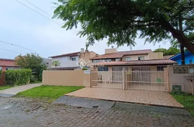 Casa com 7 quartos à venda na manoel nestor luiz, 28, centro, garopaba, 366 m2 por r$ 2.200.000