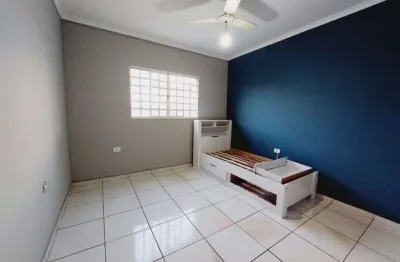 Casa com 4 quartos à venda na Rua Tarcisa Kikuti, Conjunto Cafezal 4, Londrina