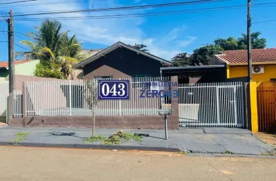 Ampla casa em amplo terreno no jd. acapulco em londrina