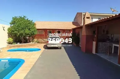 Casa com 4 quartos à venda na Rua Bolívia, Vila Brasil, Londrina