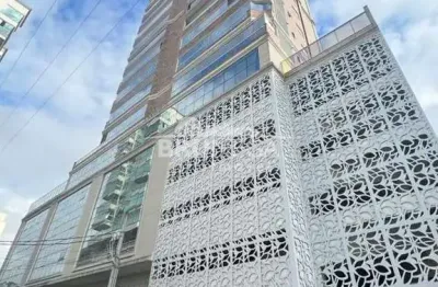 Apartamento com 3 quartos à venda na Rua 250, 496, Meia Praia, Itapema