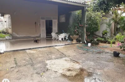 Vendo excelente casa em nova parnamirim com 280m² à 100m da av. abel cabral
