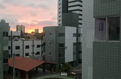 Apartamento à venda no bairro de candelária com 2 quartos ..