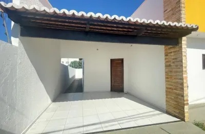 Vendo casa nova com 3 quartos sendo 1 suíte no parque das orquídeas