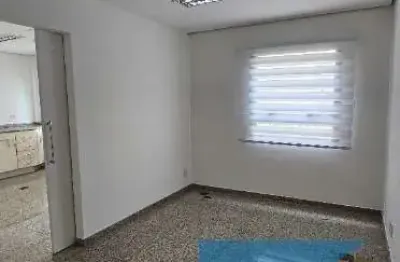 Sala comercial para alugar na Avenida Nove de Julho, 3229, Jardins, São Paulo por R$ 2.800