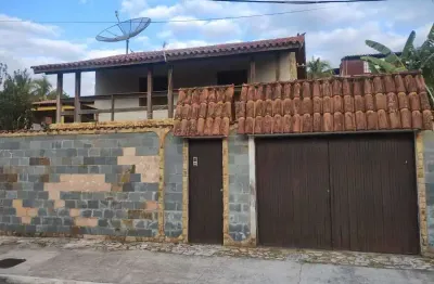 Casa com 4 quartos à venda na rua dezenove, são josé do imbassaí, maricá, 100 m2 por r$ 450.000