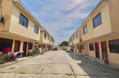 Casa em condomínio fechado com 2 quartos à venda na rua petrolina, cabuçu, nova iguaçu, 38 m2 por r$ 205.000