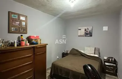 Casa com 3 quartos à venda no Horto, Macaé 